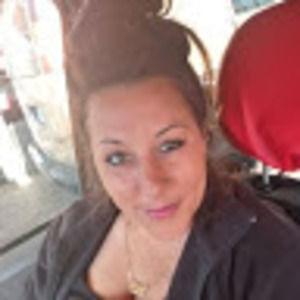 Meet your Posher, Holly